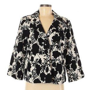 SilkLand Black and White Floral Jacket Size L